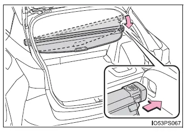 Toyota Prius: Utilisation des dispositifs de rangement